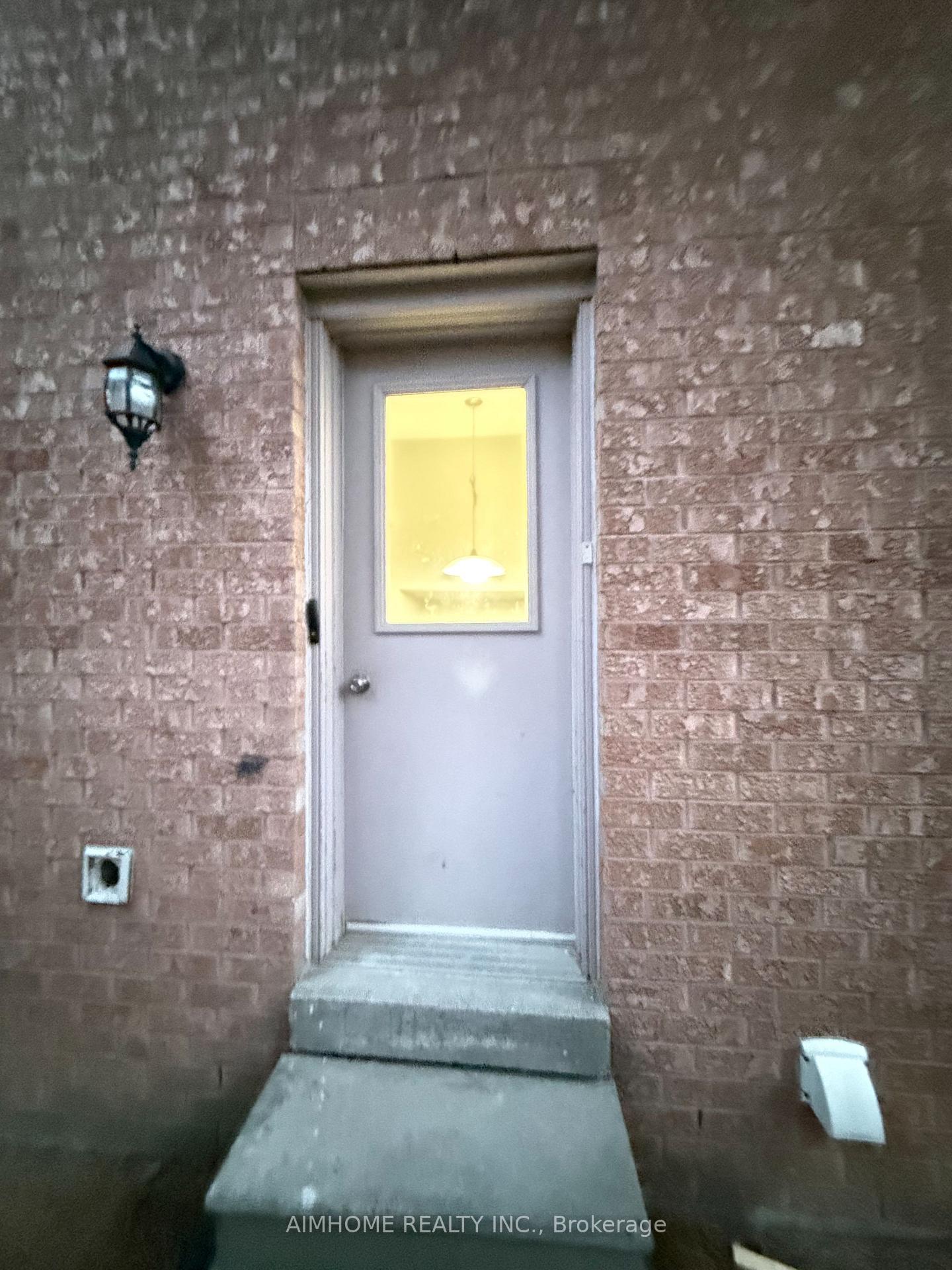 28-heatherbank-trail-scarborough-ontario-e13464620