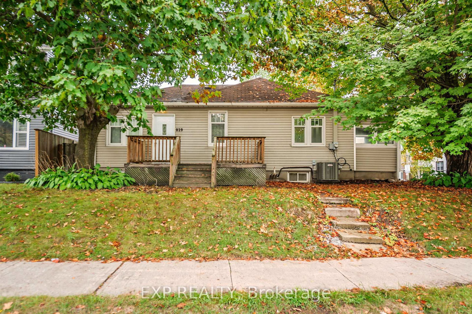 829-athol-street-whitby-ontario-e13464742