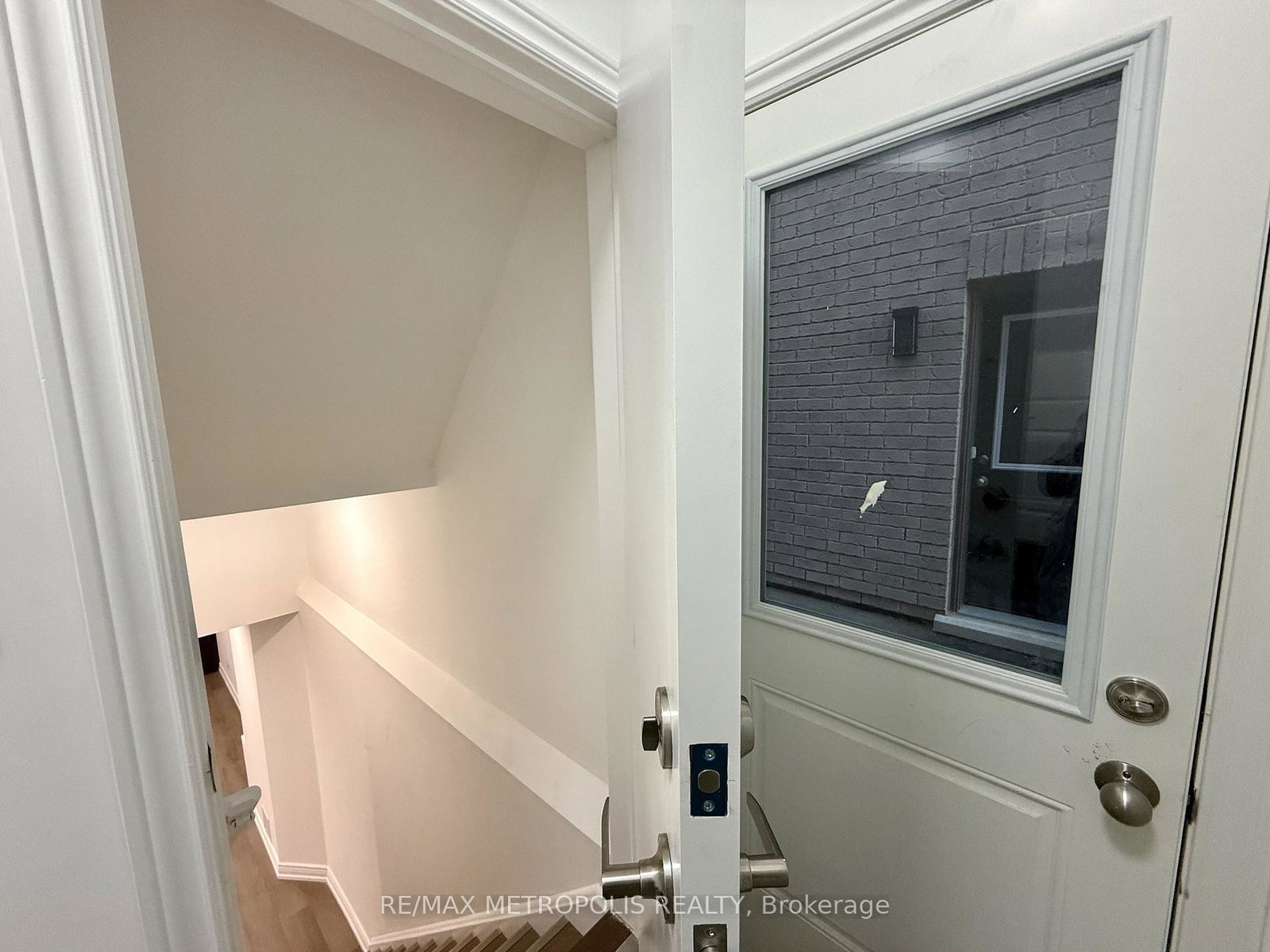 66-maskell-crescent-whitby-ontario-e13464816