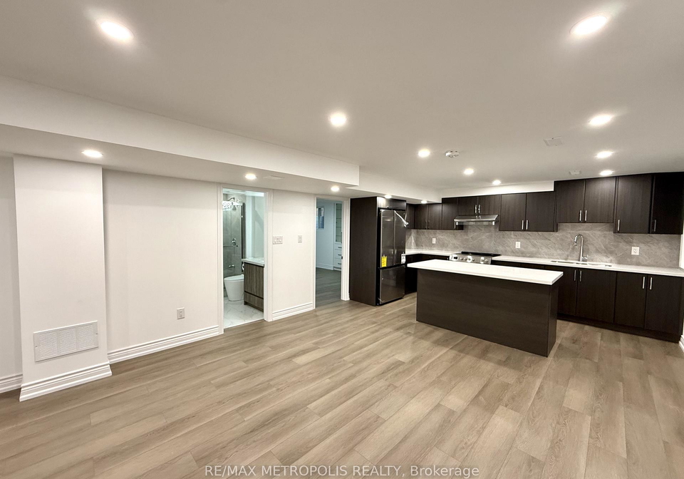 66-maskell-crescent-whitby-ontario-e13464816