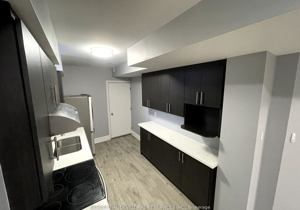 205-arctic-actress-court-oshawa-ontario-e13465162