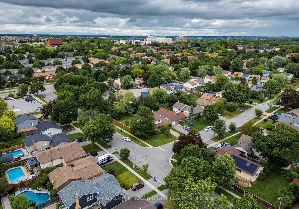 39-ivanic-court-whitby-ontario-e13465202