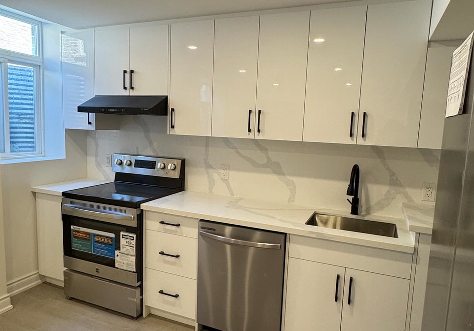 20-clutterbuck-lane-ajax-ontario-e13465278