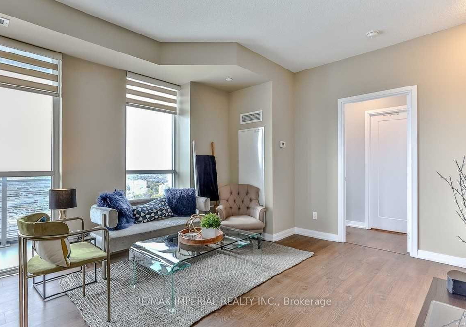 255-village-green-square-scarborough-ontario-e13465476