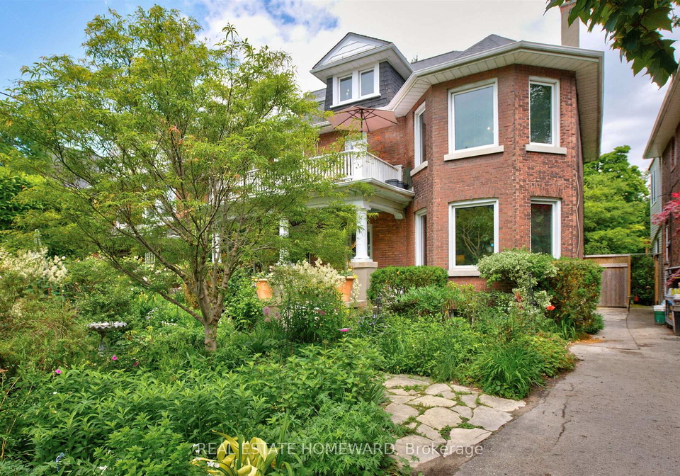 14-lyall-avenue-toronto-ontario-e13465564