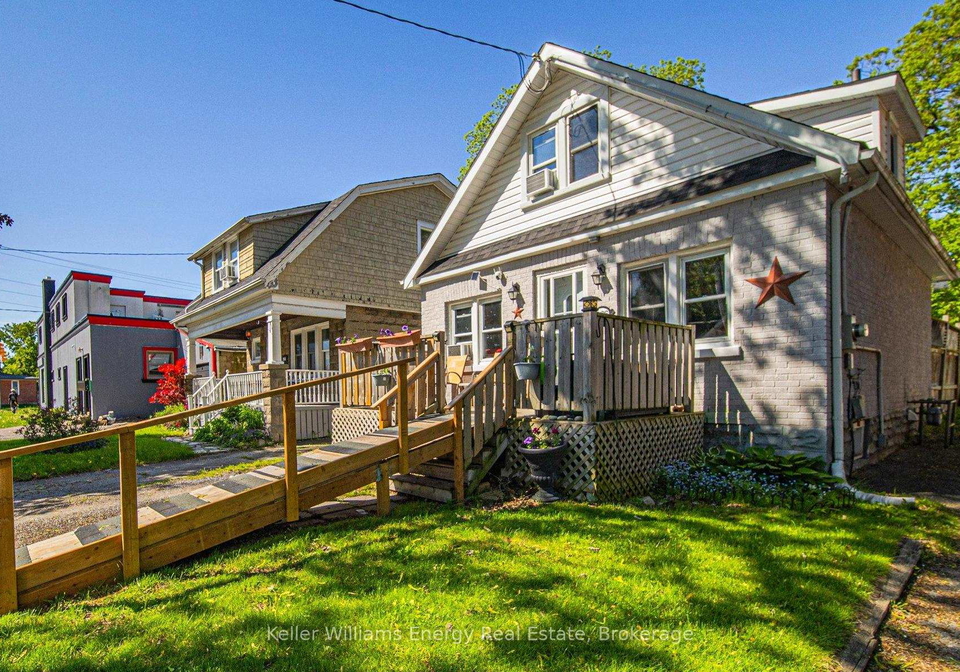 266-division-street-oshawa-ontario-e13465800