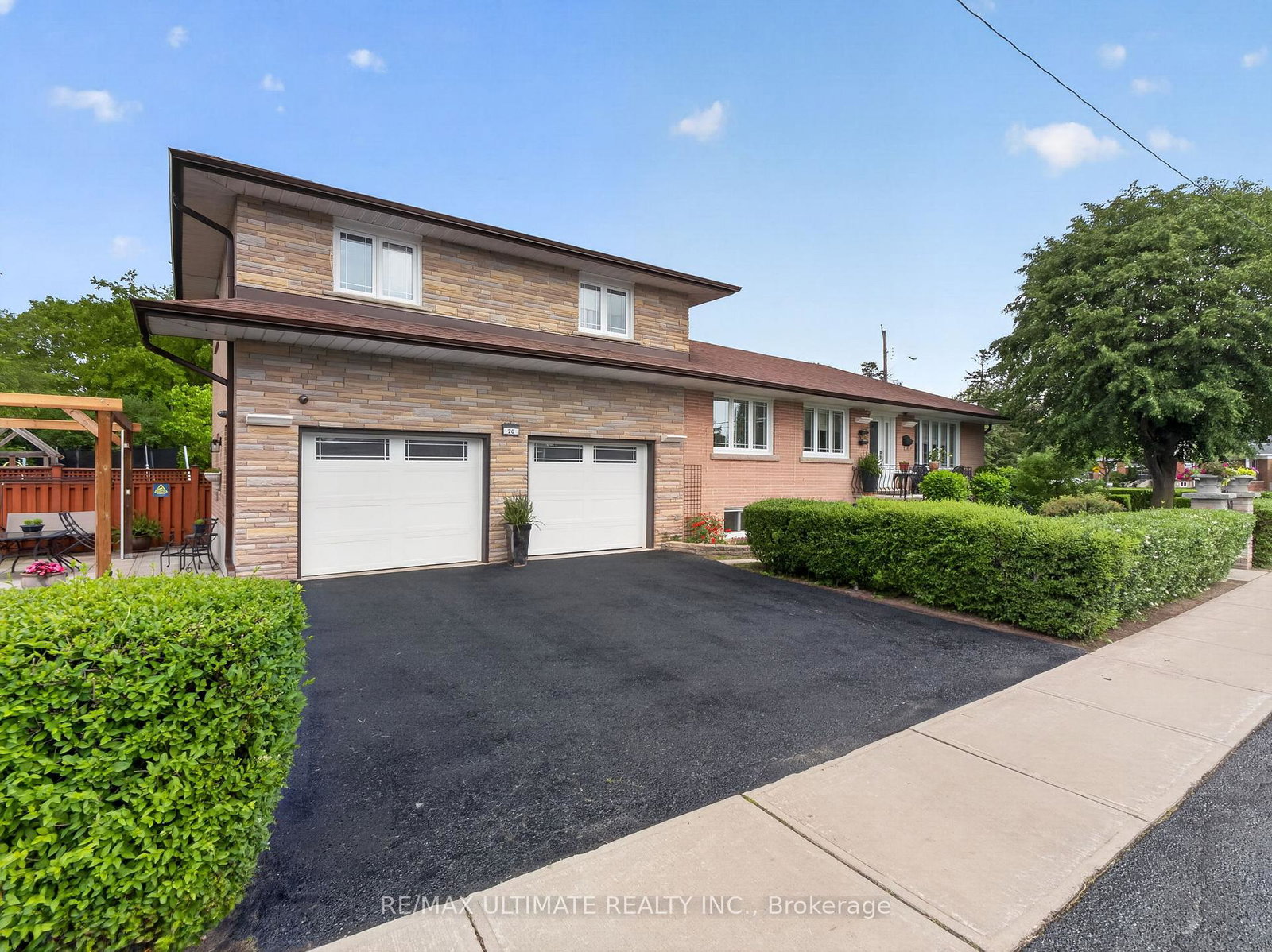 20-wye-valley-road-scarborough-ontario-e13466544
