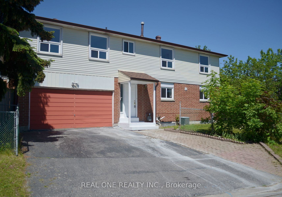 24-sunburst-square-scarborough-ontario-e13466970