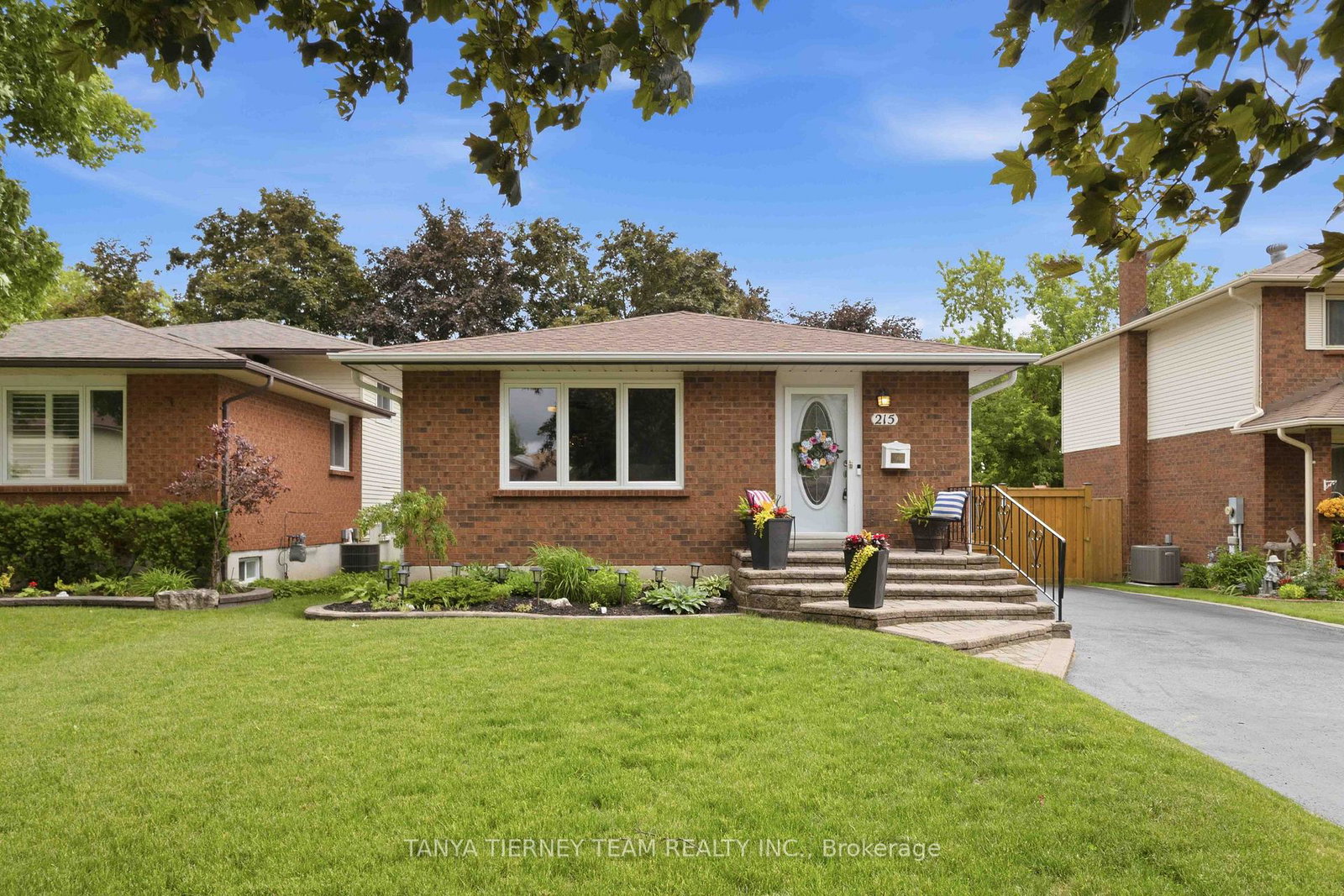 215-seneca-avenue-oshawa-ontario-e13467152