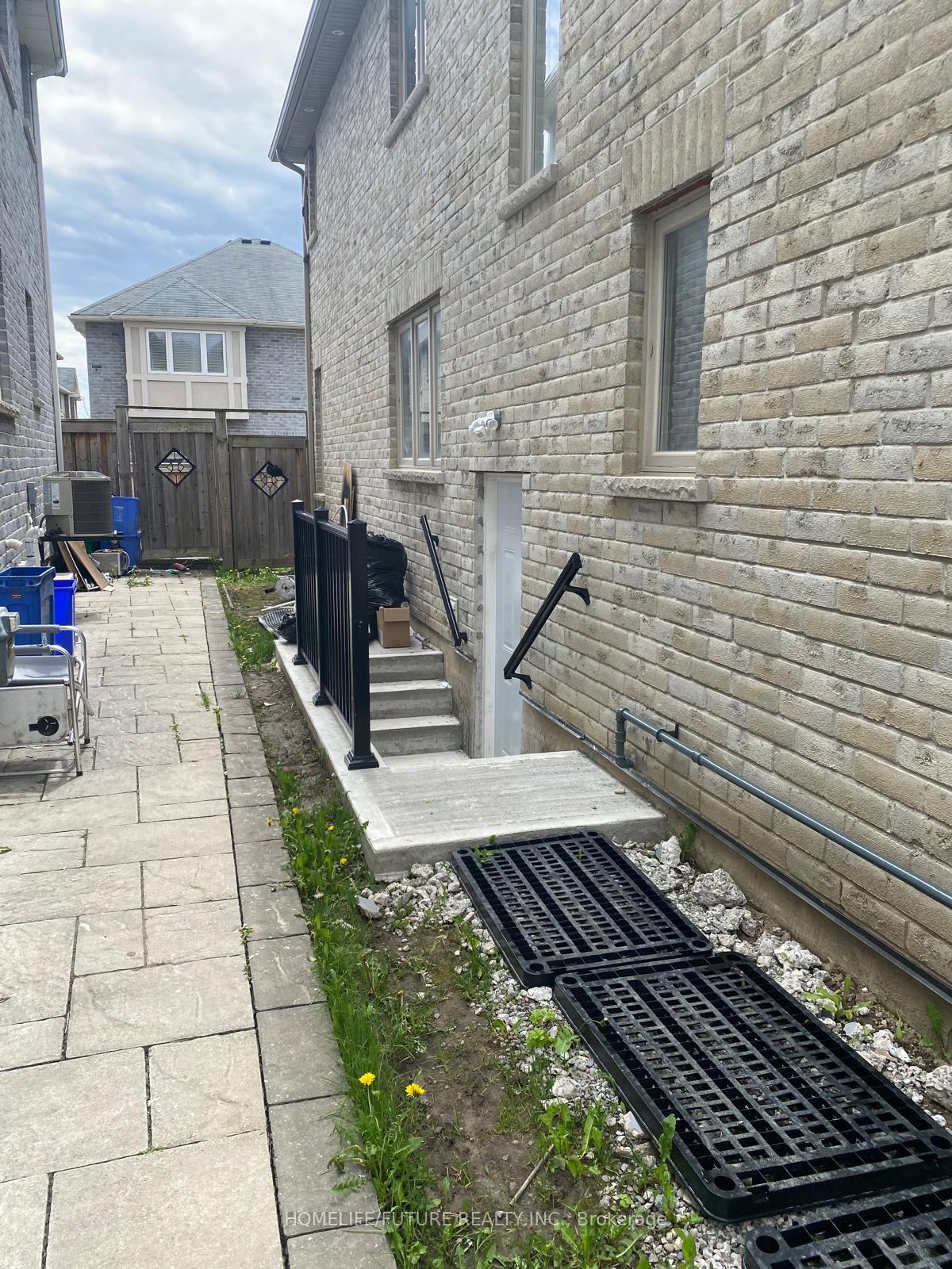 7-mchugh-road-ajax-ontario-e13467672