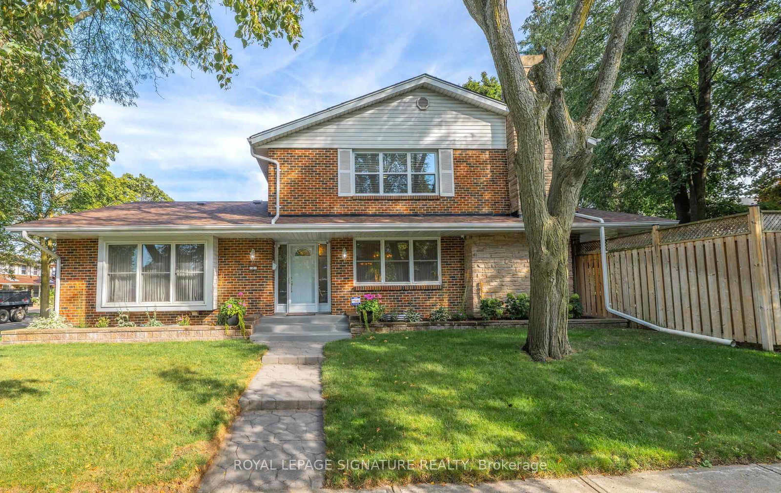 2-gablehurst-crescent-scarborough-ontario-e13467726