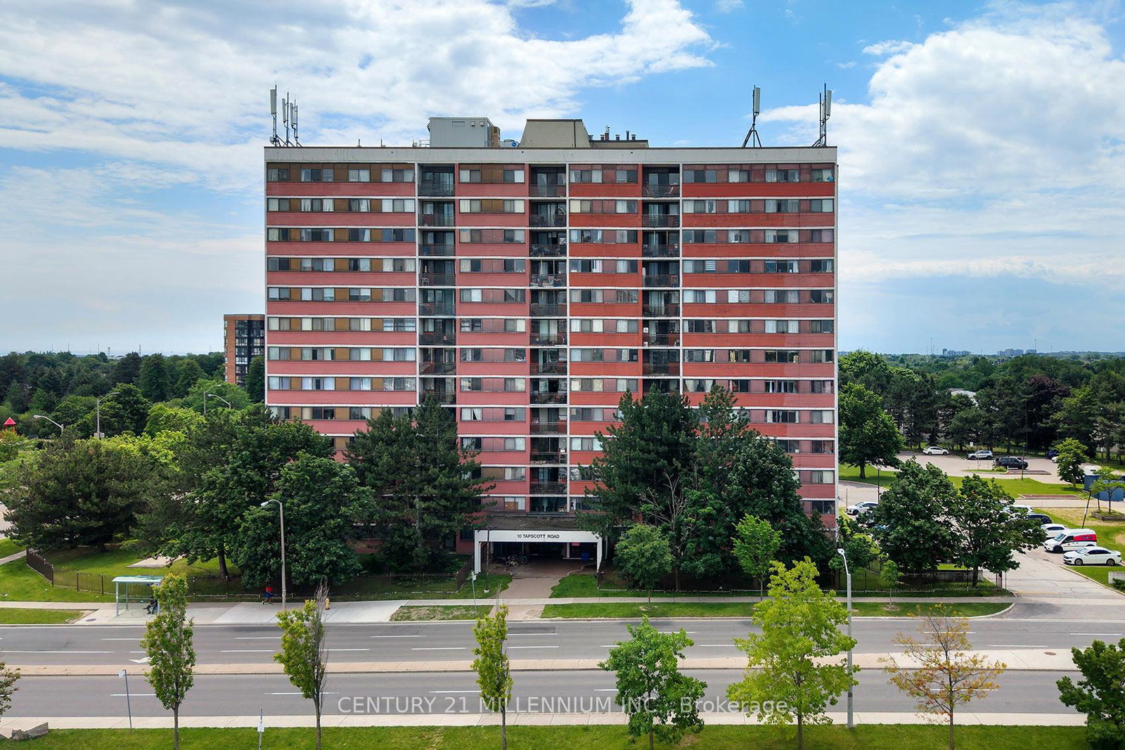 10-tapscott-cross-scarborough-ontario-e13467758