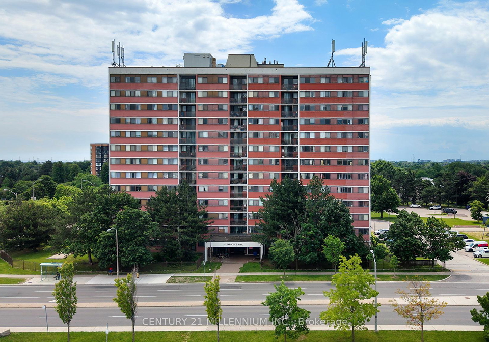 10-tapscott-cross-scarborough-ontario-e13467758