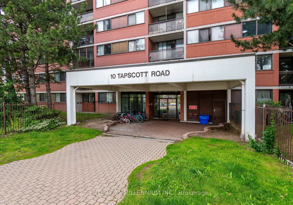 10-tapscott-cross-scarborough-ontario-e13467758