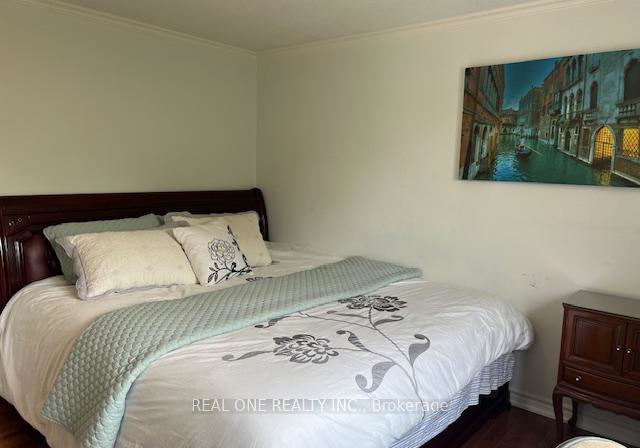 2-grittani-lane-scarborough-ontario-e13468148