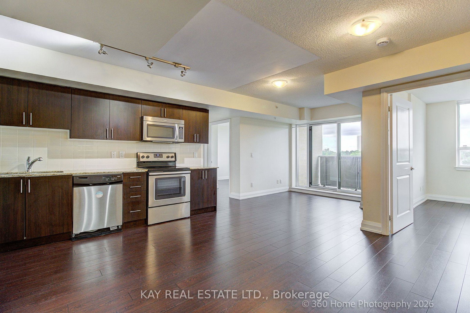 3520-danforth-avenue-scarborough-ontario-e13468210