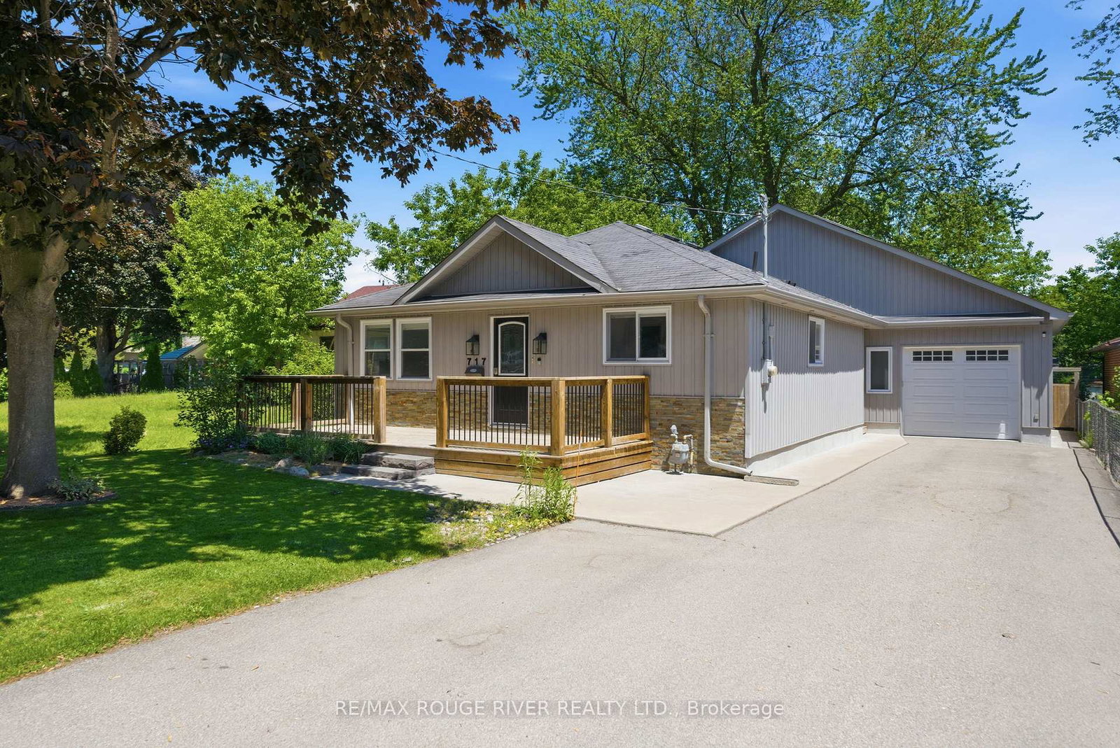 717-hillview-crescent-pickering-ontario-e13468432