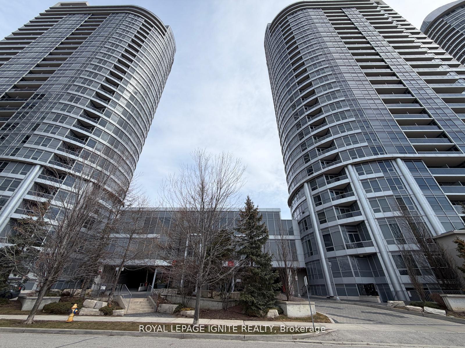151-village-green-square-scarborough-ontario-e13468472