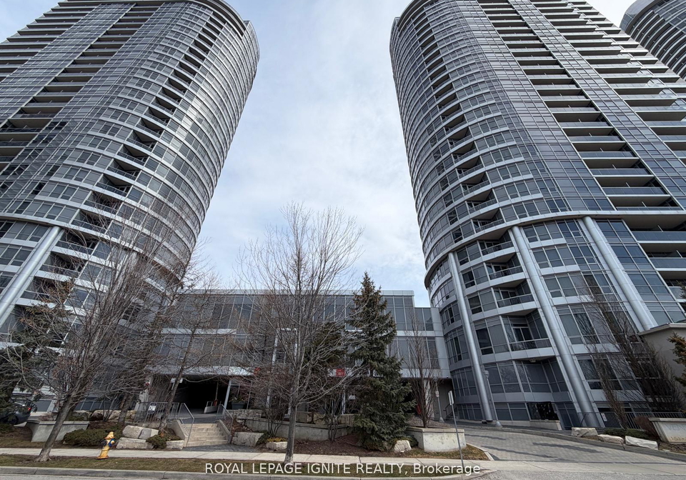 151-village-green-square-scarborough-ontario-e13468472