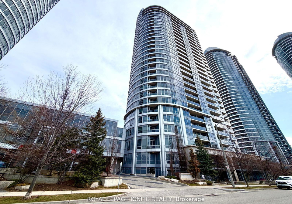 151-village-green-square-scarborough-ontario-e13468472
