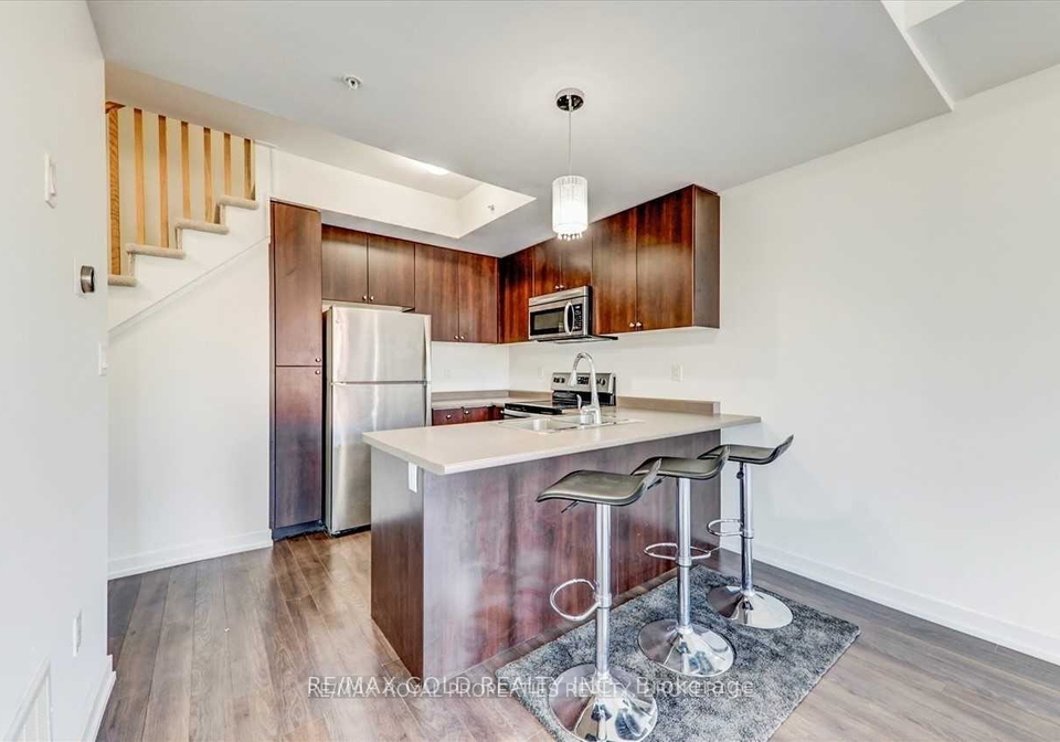 1555-kingston-road-pickering-ontario-e13468494