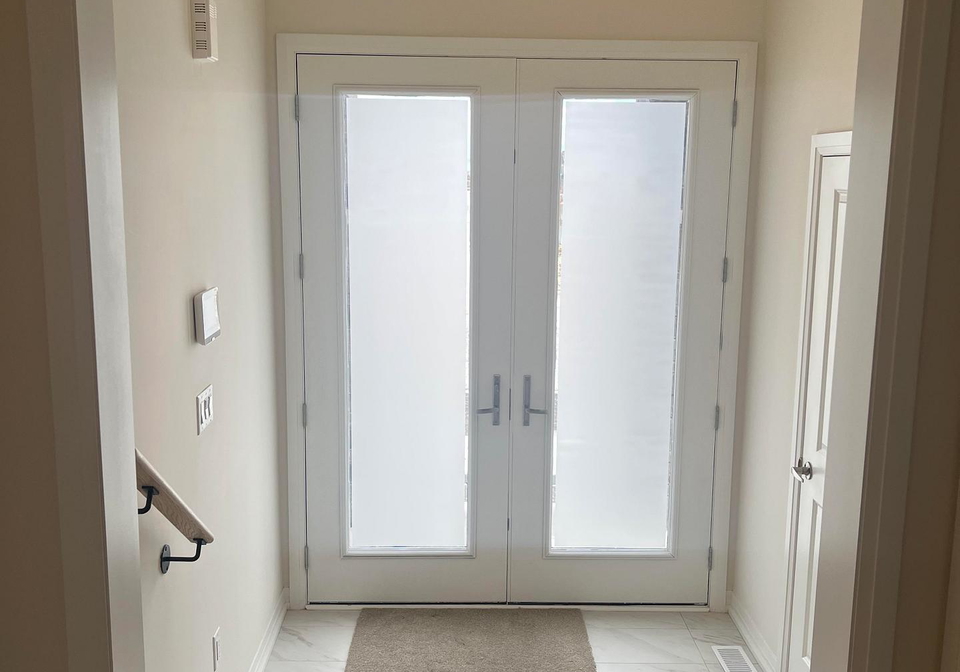 1657-charcoal-crescent-pickering-ontario-e13468606