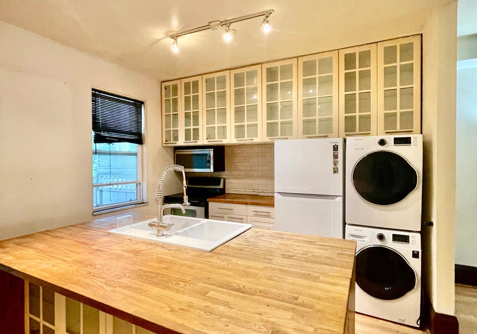 326-beech-avenue-toronto-ontario-e13468882
