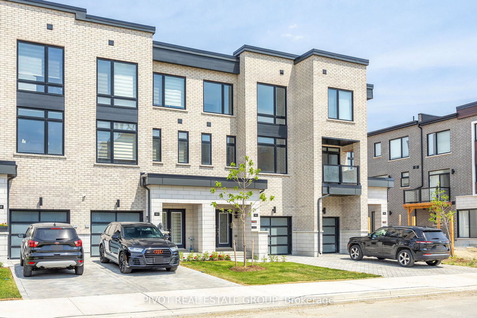 162-danielle-moore-circle-scarborough-ontario-e13469358