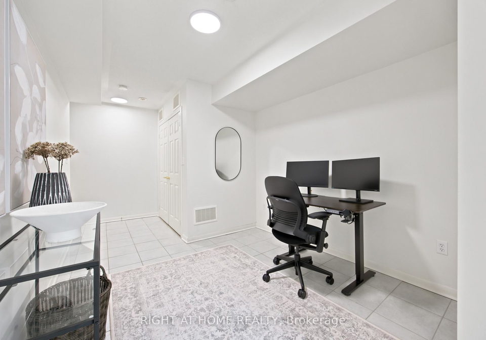 1250-stmartins-drive-pickering-ontario-e13469560