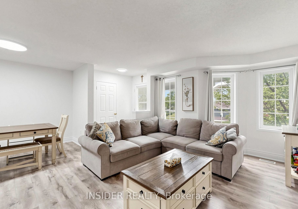 7-croxall-boulevard-whitby-ontario-e13470374