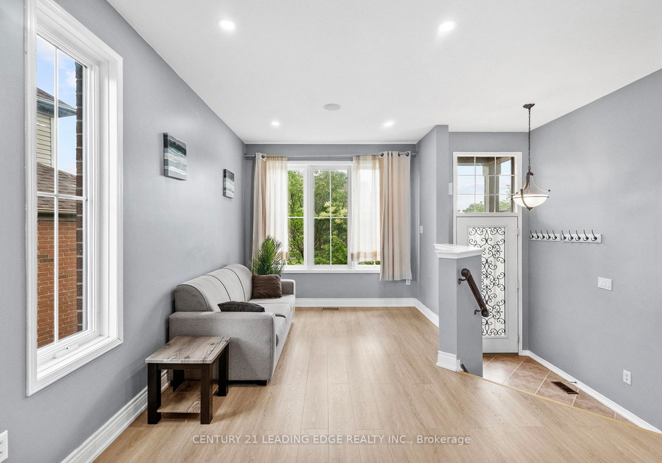 101-woodbine-place-oshawa-ontario-e13471054