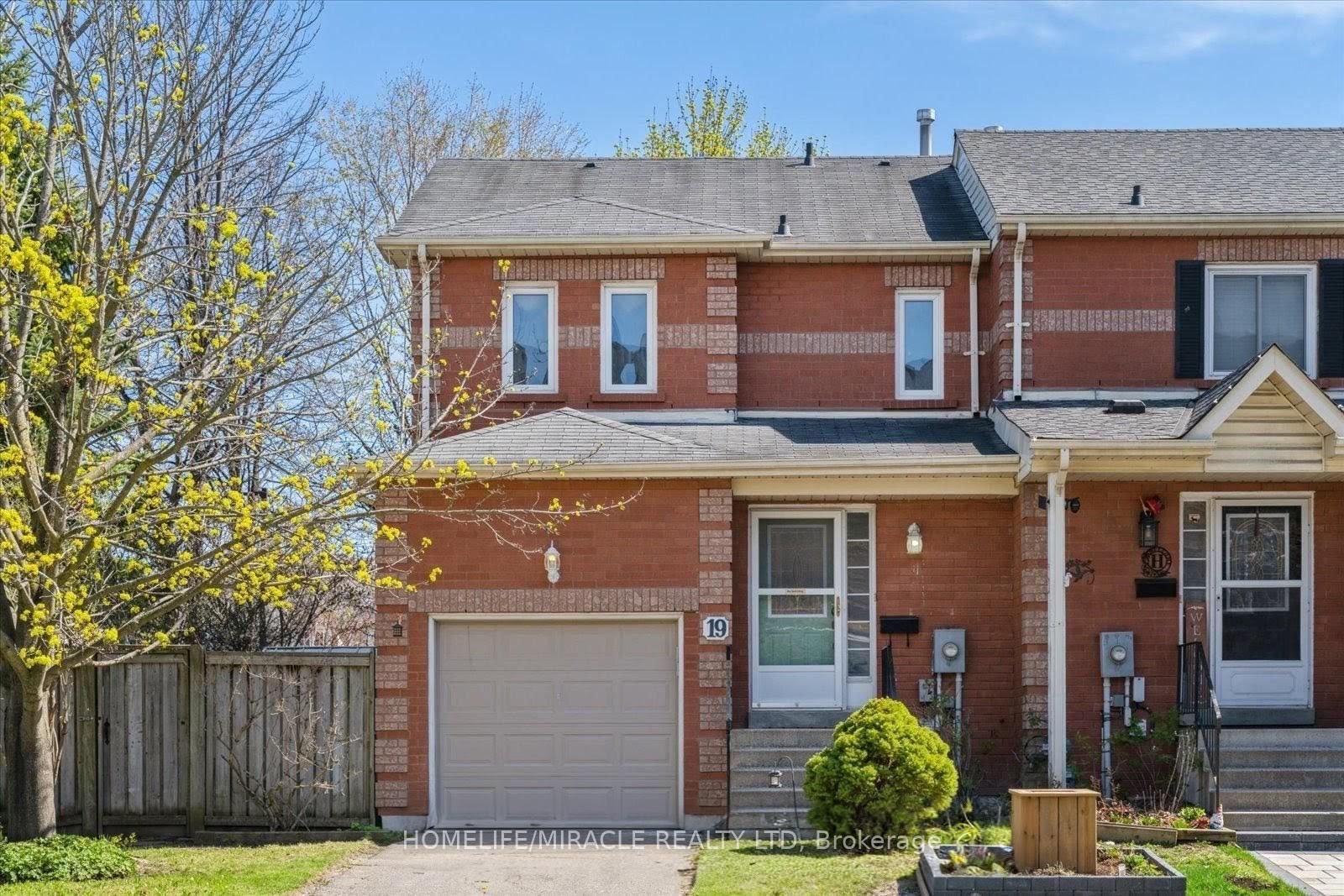 19-wallace-drive-whitby-ontario-e13471452
