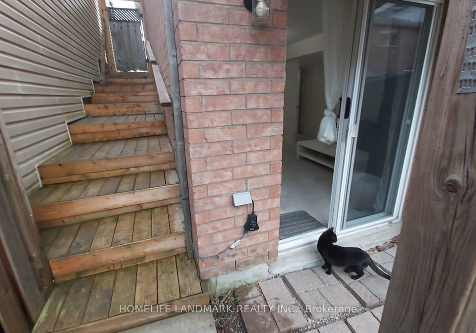 35-vessel-crescent-scarborough-ontario-e13471750
