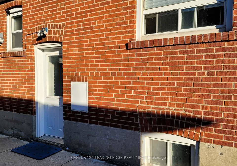 105-wye-valley-road-scarborough-ontario-e13472398