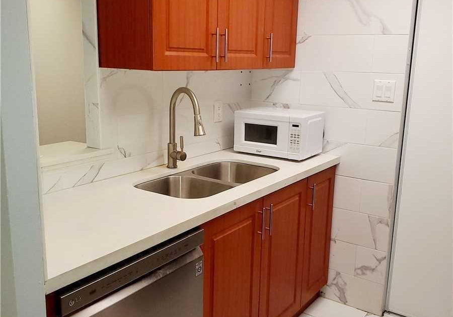 5-greystone-walk-drive-scarborough-ontario-e13472406