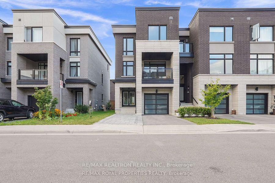 1357-gull-crossing-pickering-ontario-e13472468