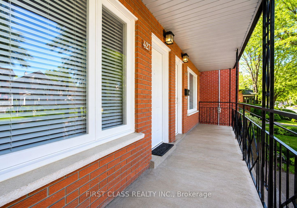 427-leslie-street-toronto-ontario-e13472648