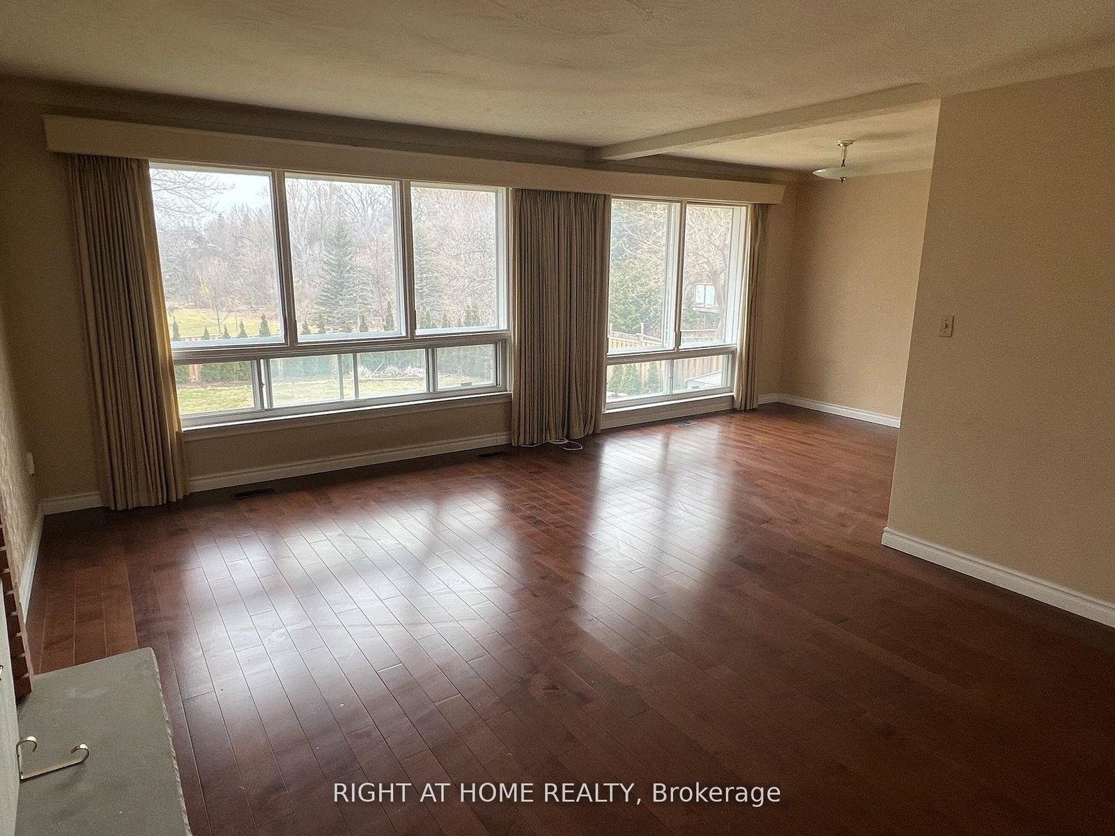 9-waterfield-drive-scarborough-ontario-e13472674