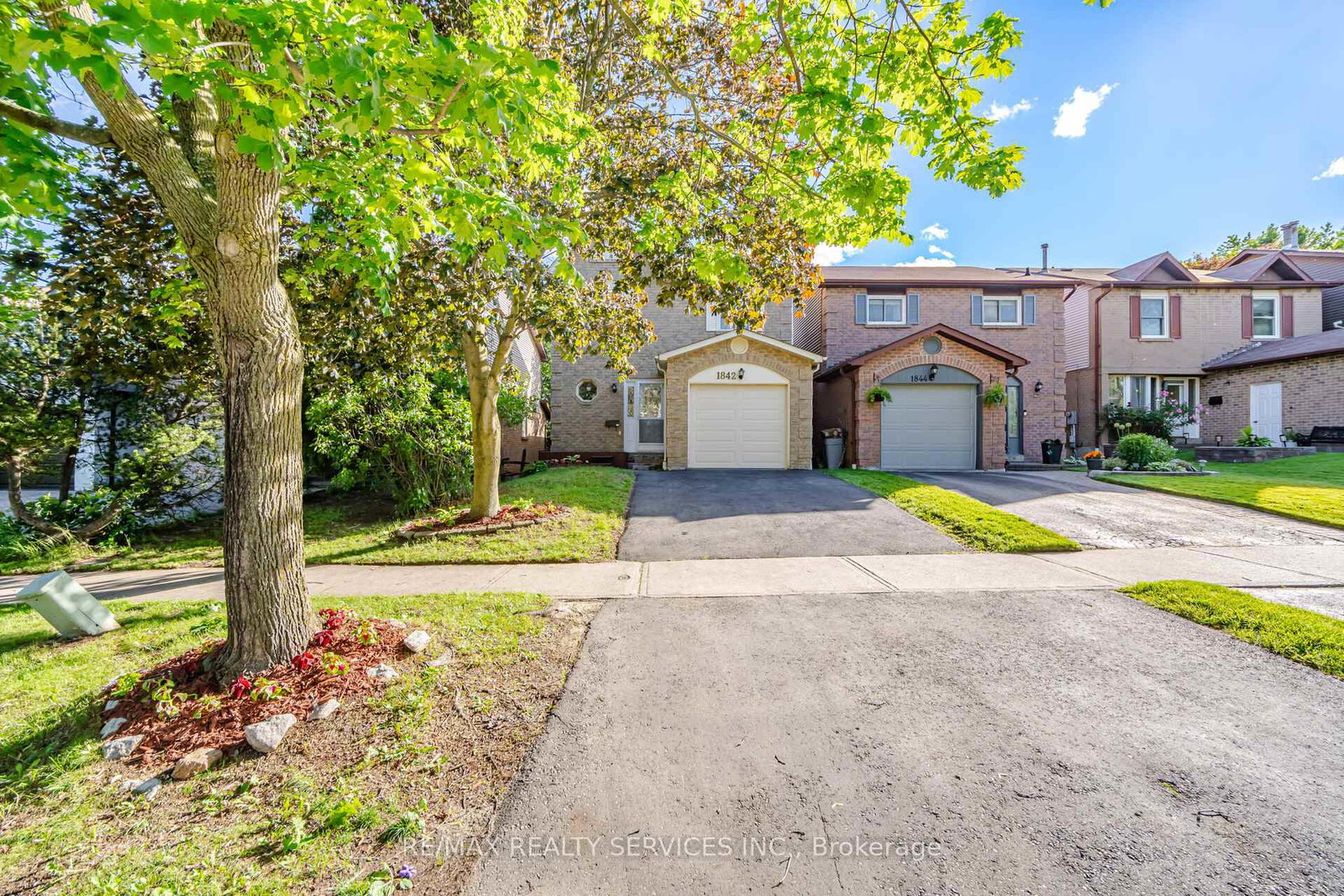 1842-cricket-lane-pickering-ontario-e13472750