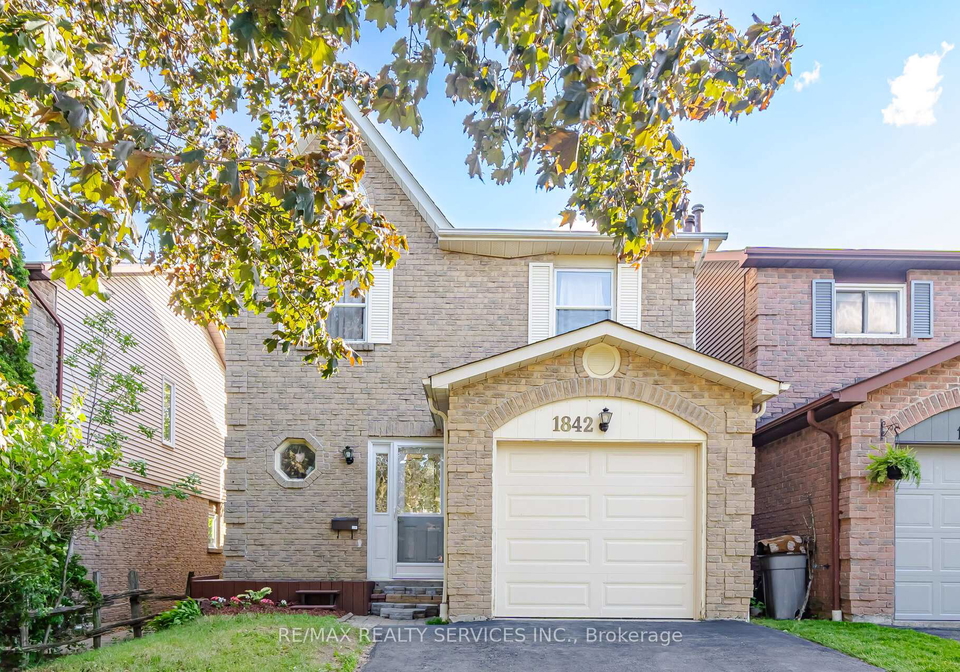 1842-cricket-lane-pickering-ontario-e13472750