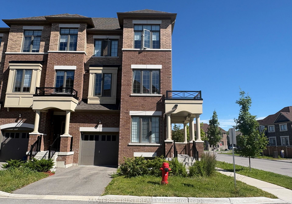2-hallmark-way-whitby-ontario-e13472846