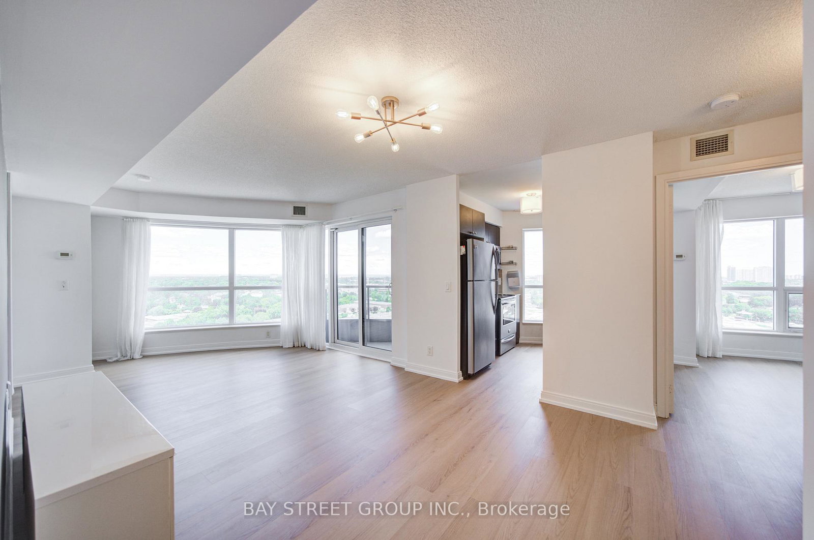 151-village-green-square-scarborough-ontario-e13472924