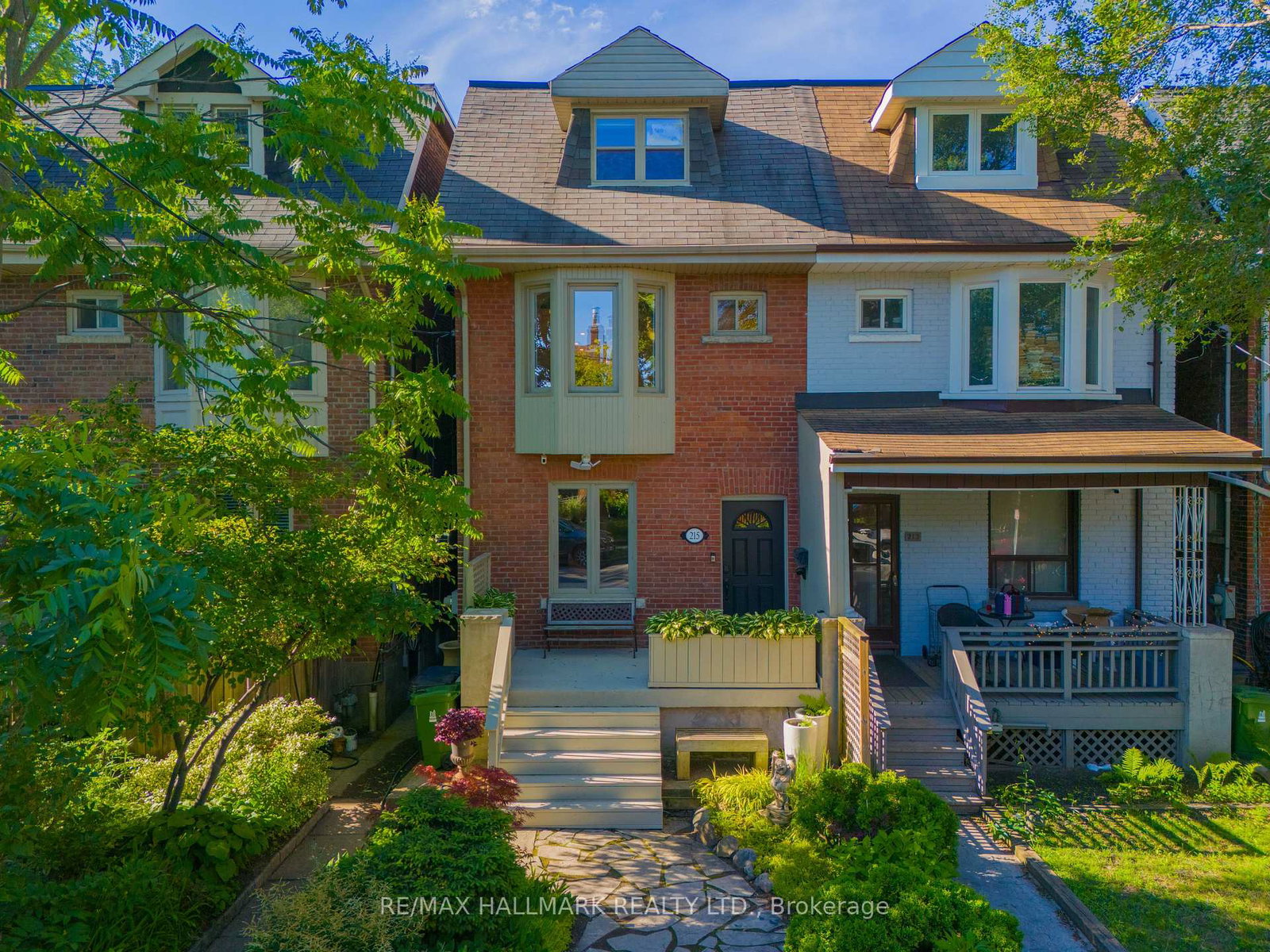 215-fulton-avenue-east-york-ontario-e13473568