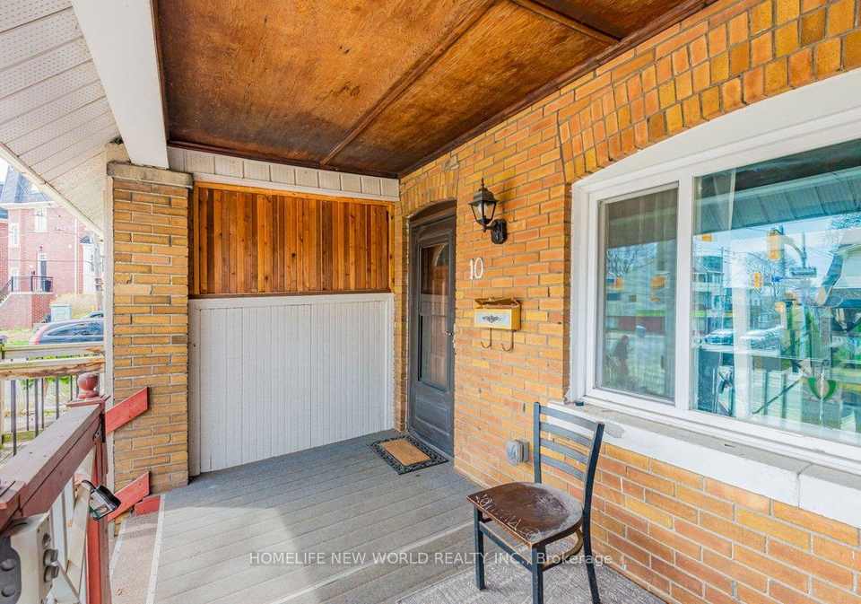 10-dixon-avenue-toronto-ontario-e13473682