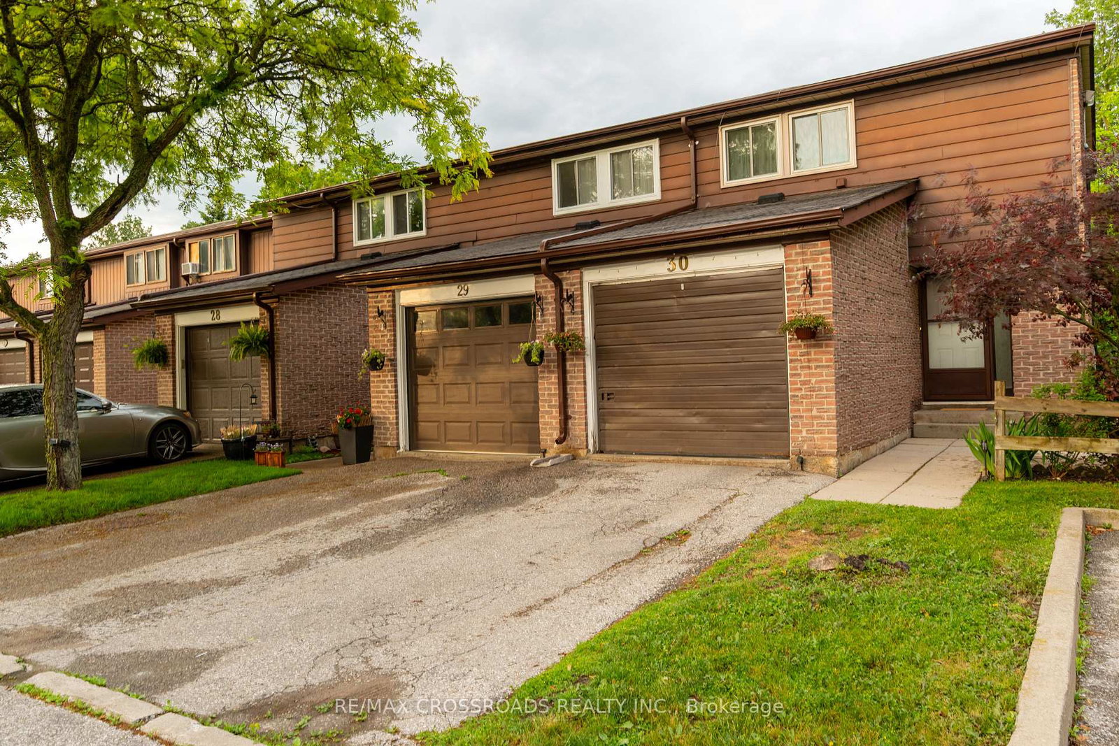 350-camelot-court-oshawa-ontario-e13474526