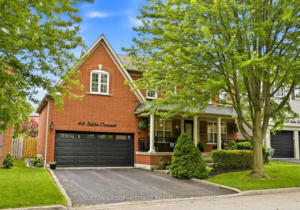 44-sabbe-crescent-ajax-ontario-e13474606