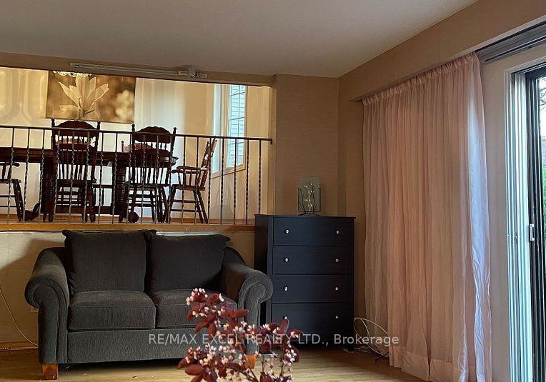 44-applemore-road-w-scarborough-ontario-e13474612