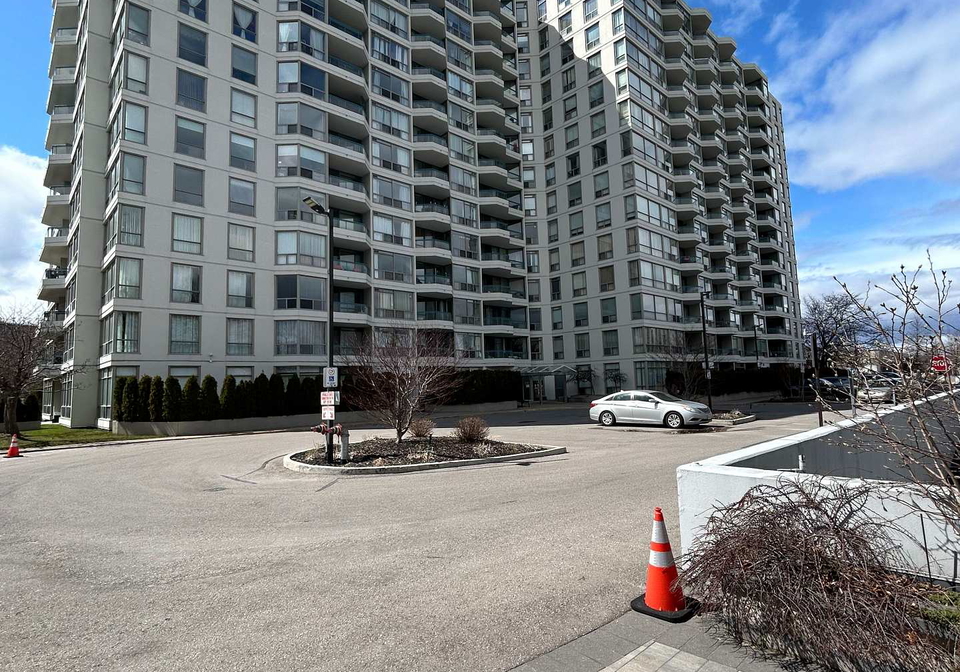 4727-sheppard-avenue-e-scarborough-ontario-e13475058