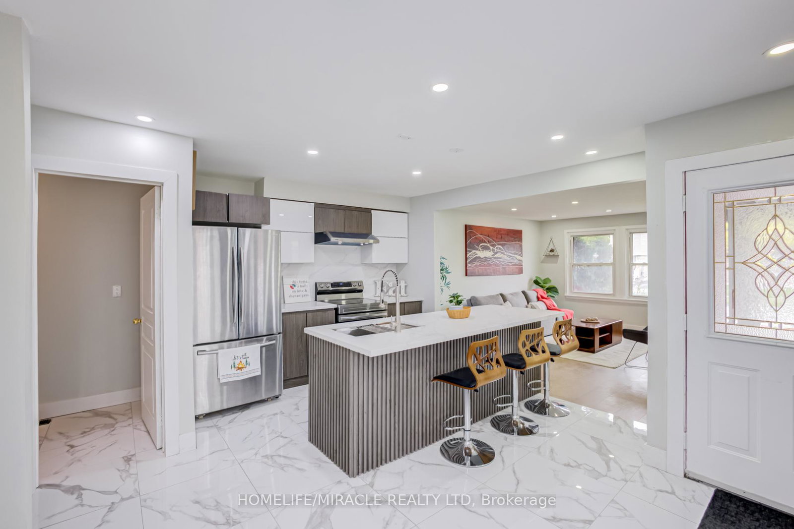 122-ormond-drive-oshawa-ontario-e13475396