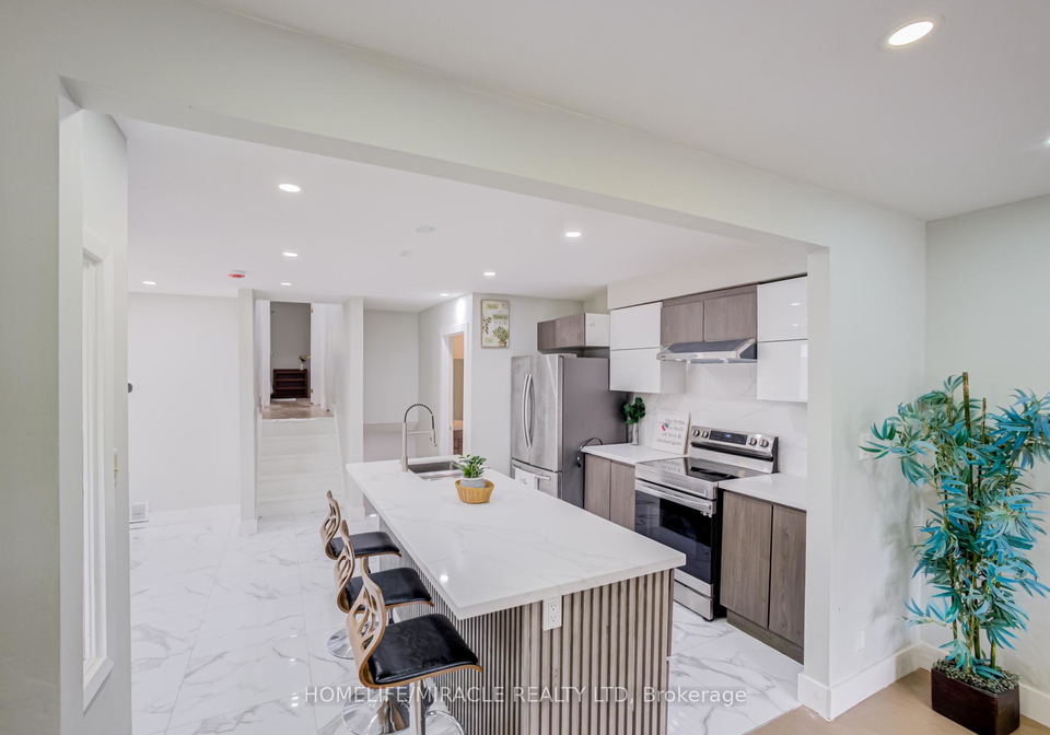122-ormond-drive-oshawa-ontario-e13475396